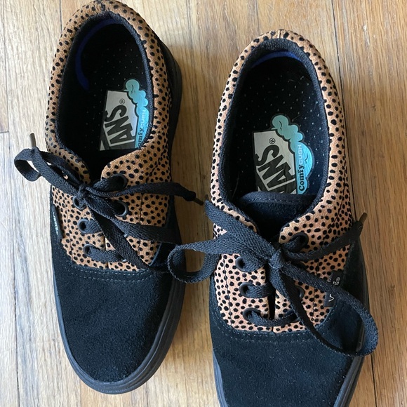Vans Black and Cheetah Comfy Cush Shoes WMNS SZ 5, MENS SZ 3.5 - Picture 6 of 7